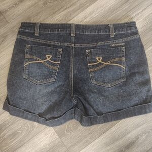 Dkny Dark Wash Denim Jean Shorts with Cuffed Hem Size 16
